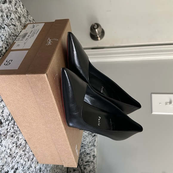 Christian Louboutin Black Pumps Size 41 (10 US) - Picture 2 of 8